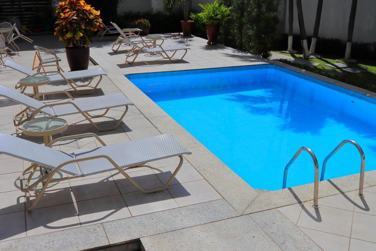 Apartamento Em Frente Ao Shopping Itaigara - Salvador Apartment Exterior foto